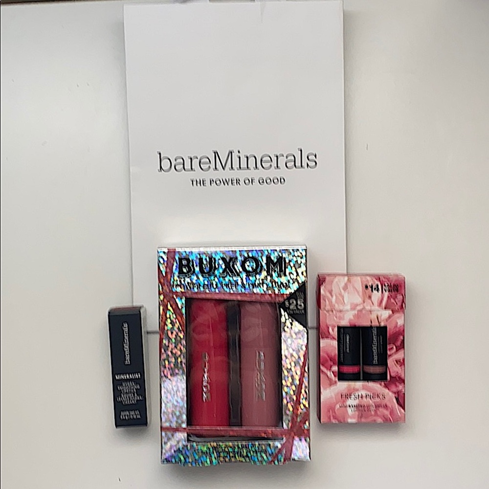 COPY - bareMinerals and Buxom Makeup Bundle
